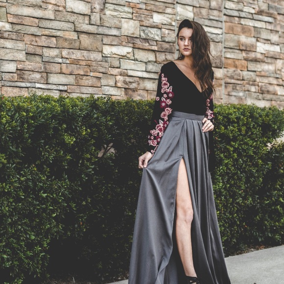 1 LEFT ❗️Gray Satin Maxi Skirt - Picture 2 of 3